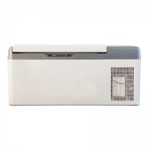 On-board refrigerator compressor refrigeration car